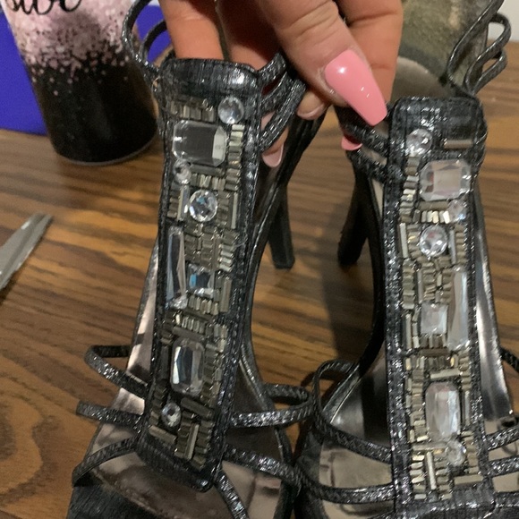 Strappy dress heels - Picture 4 of 5